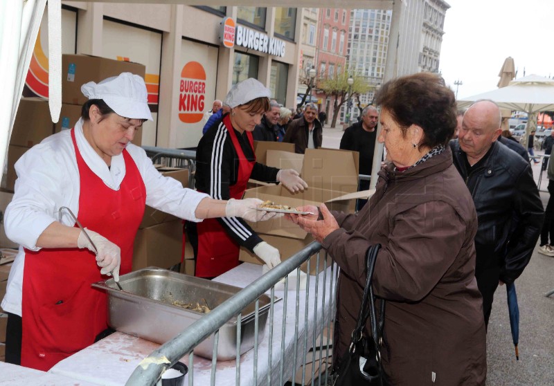 Rijeka: Tradicionalna marenda uoči Uskrsa