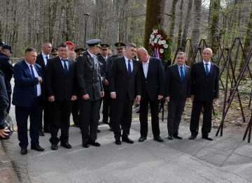 Predsjednik Milanović odao počast Josipu Joviću