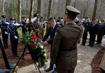 Predsjednik Milanović odao počast Josipu Joviću