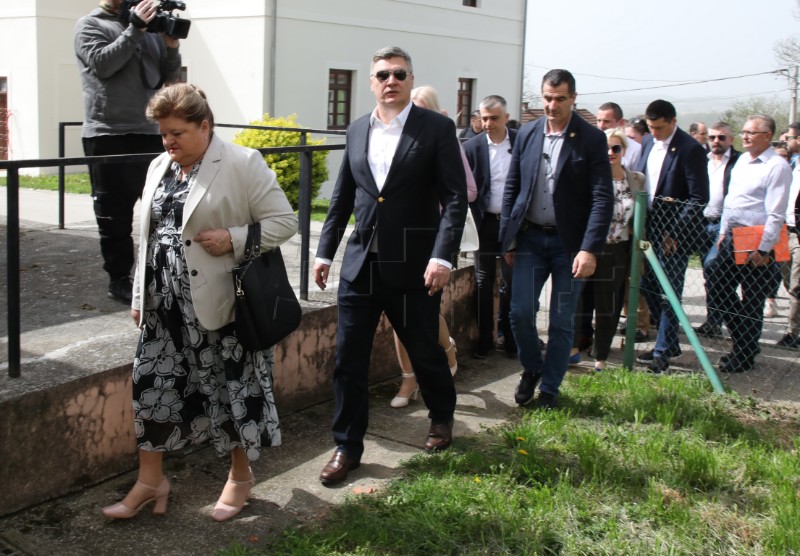 Milanović u Gradecu na paljenju Vuzmice