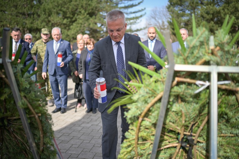 Obilježena 32. godišnjica pogibije Vukovaraca i pripadnika HVO-a u padu Kupresa