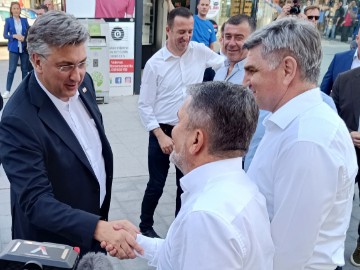 Vukovar: Plenković na predizbornom skupu HDZ-a