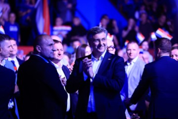 Osijek: Plenković na predizbornom skupu HDZ-a i partnera