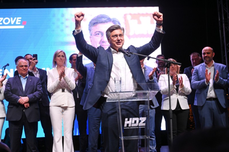 Plenković na predizbornom skupu HDZ-a i partnera u Splitu