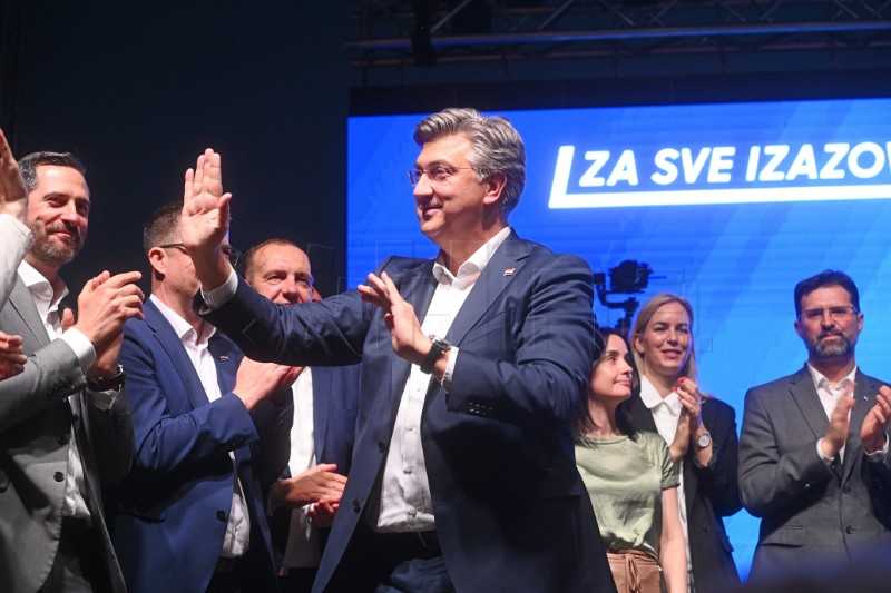 Plenković na predizbornom skupu HDZ-a i partnera u Splitu