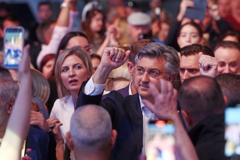 Plenković na predizbornom skupu HDZ-a i partnera u Splitu