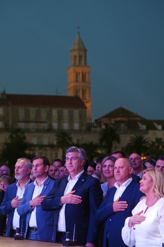 Plenković na predizbornom skupu HDZ-a i partnera u Splitu