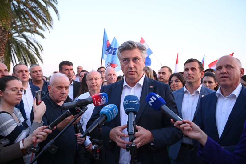 Plenković na predizbornom skupu HDZ-a i partnera u Splitu