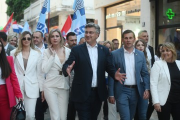 Plenković na predizbornom skupu HDZ-a i partnera u Splitu