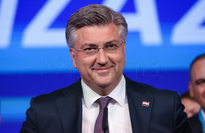 Plenković: HDZ po treći put uvjerljivo pobijedila na parlamentarnim izborima