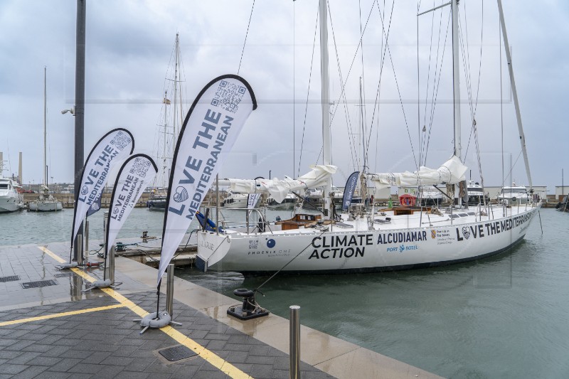 SPAIN SAILING ENVIRONMENT