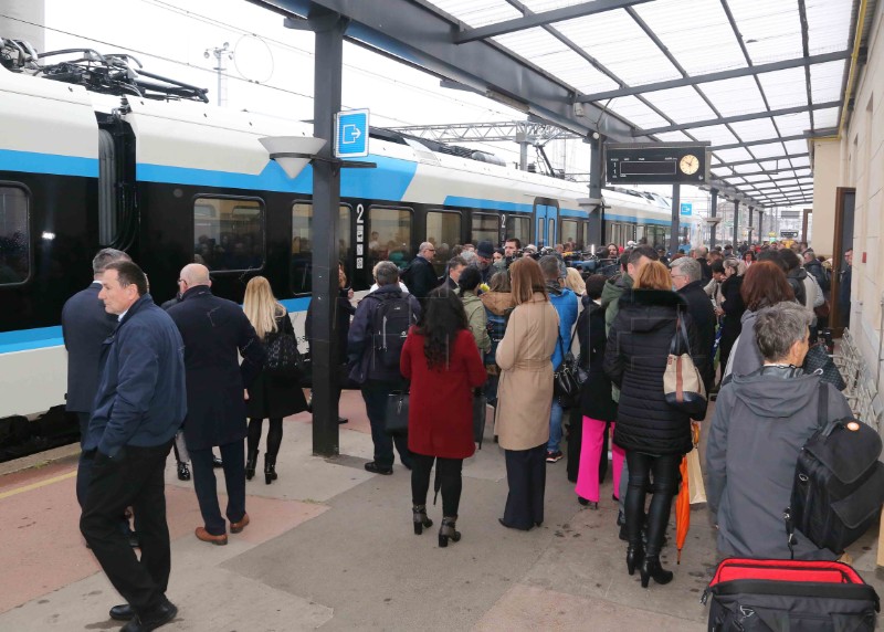 Predstavljena željeznička putnička linija Trst - Rijeka