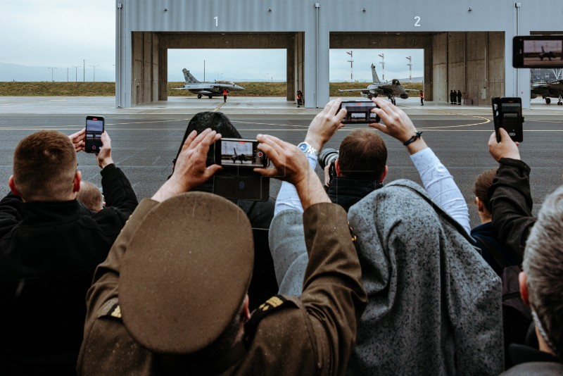 Svečani doček prve skupine višenamjenskih borbenih aviona Rafale u Hrvatsku