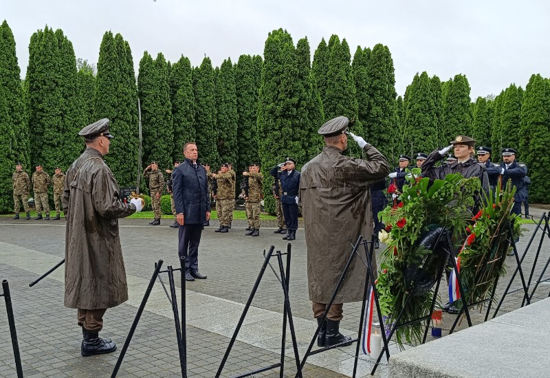 Dan grada Vukovara: Polaganje vijenaca na Memorijalnom groblju