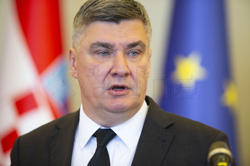 Predsjednik RH Milanović čestitao Uskrs pravoslavnim vjernicima 