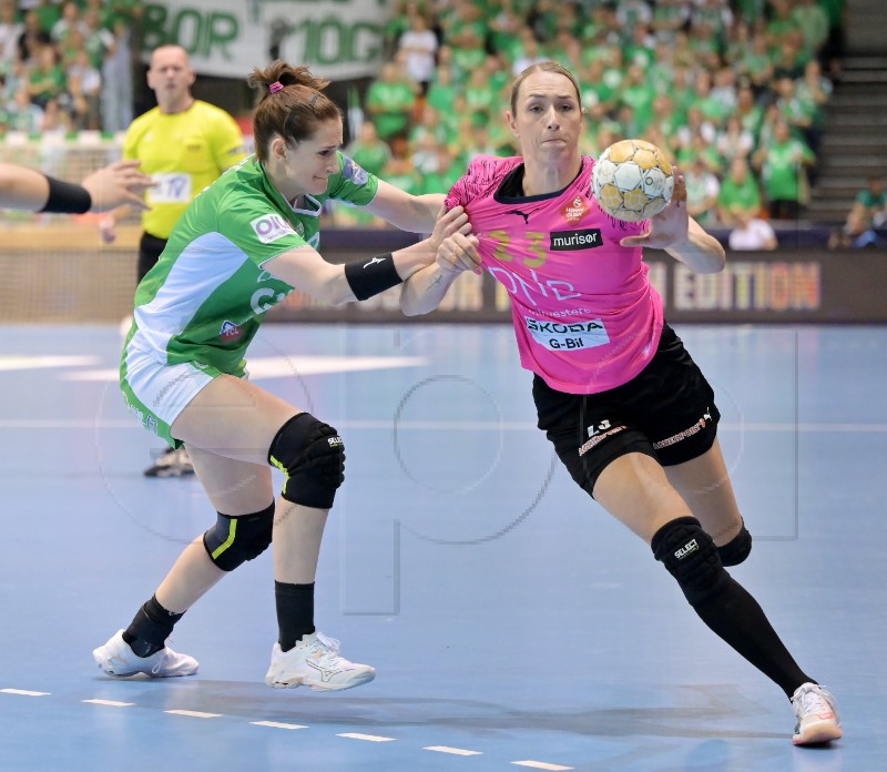 HUNGARY WOMEN'S HANDBALL