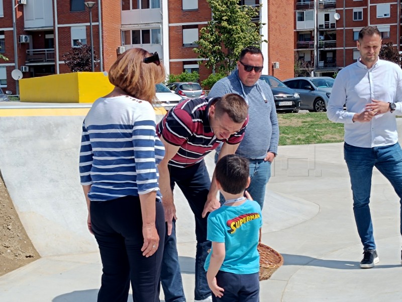 Vukovar: Penava obišao novoizgrađeni BMX park na Olajnici