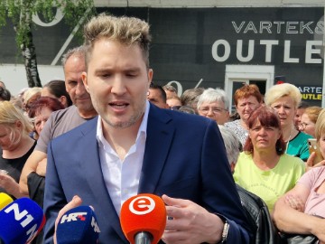 Varaždin: Radnici Varteksa krenuli u štrajk do isplate plaća