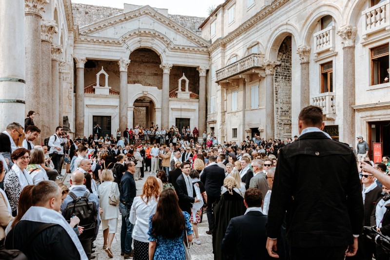 Tradicionalna procesija na Sv. Duju