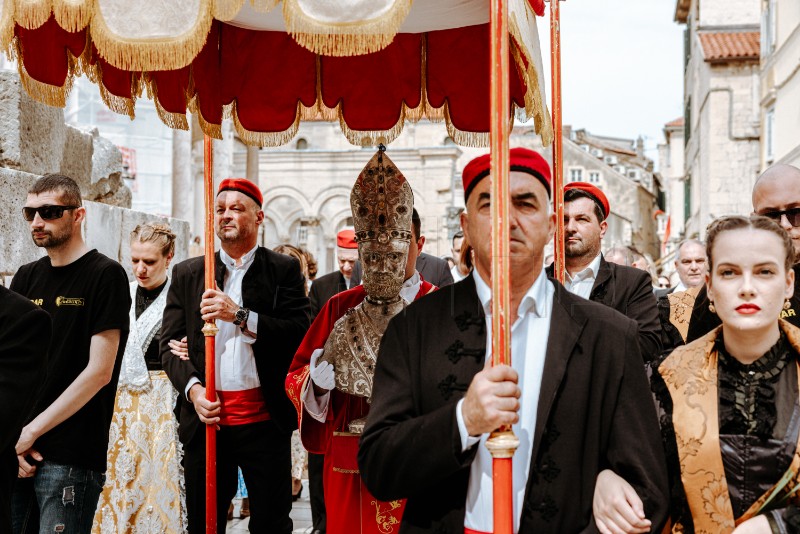 Tradicionalna procesija na Sv. Duju