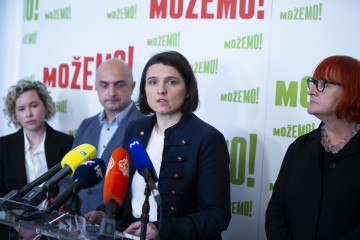 Konferencija za medije stranke Možemo!