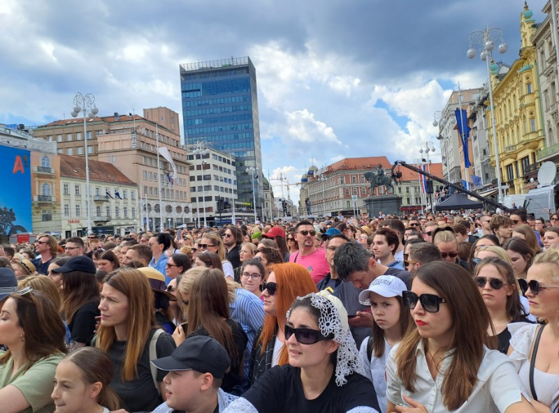 Doček Baby Lasagne na Trgu bana Jelačića