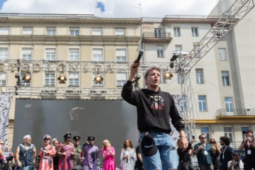 Baby Lasagna stigao na glavni zagrebački trg pred oduševljene obožavatelje