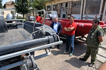 Vinkovci: Primopredaja čamaca HGSS stanici Vinkovci