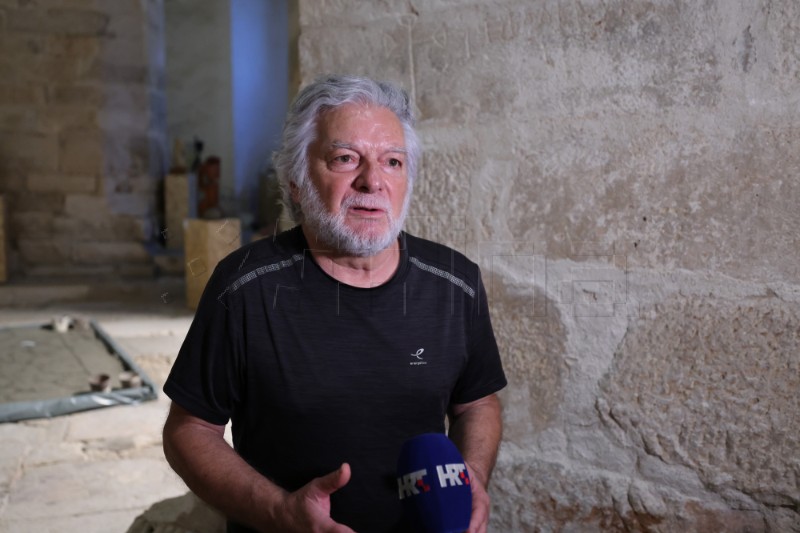 Zadar - Otvorena izložba pod nazivom ŠAMAN-ZANATLIJA-UMJETNIK