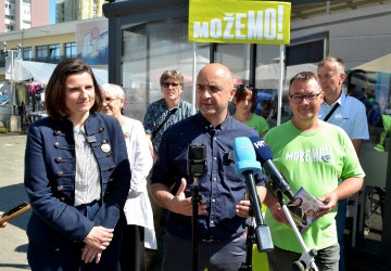 Konferencija za novinare stranke Možemo!