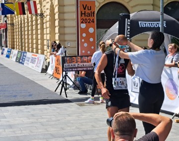 Održan 6. Vukovarski polumaraton, dominacija Kenijaca u obje konkurencije