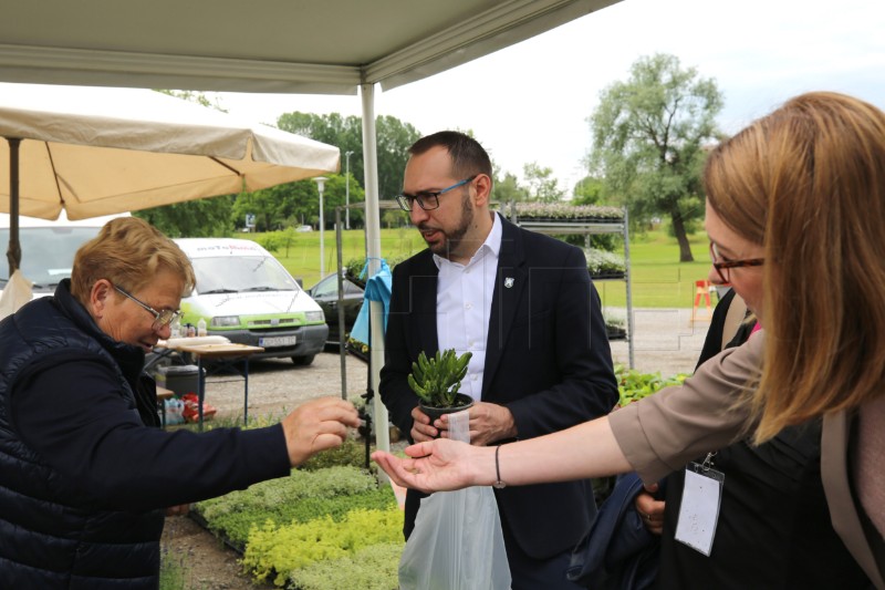 Tomislav Tomašević otvorio je 58. međunarodnu vrtnu izložbu Floraart