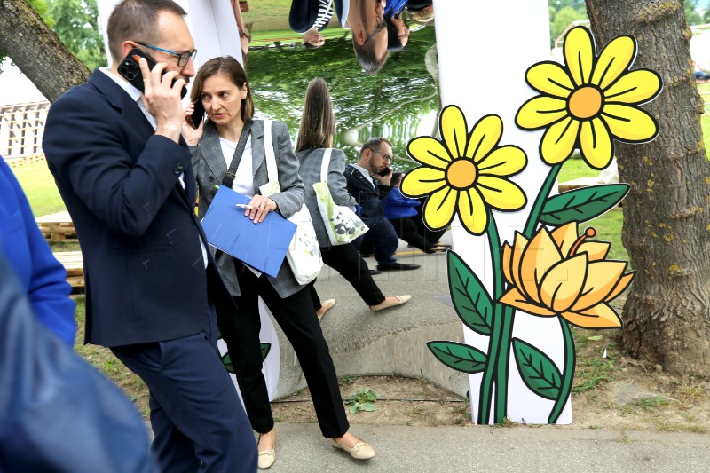 Tomislav Tomašević otvorio je 58. međunarodnu vrtnu izložbu Floraart