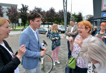 Božo Petrov i Zvonimir Troskot u Karlovcu