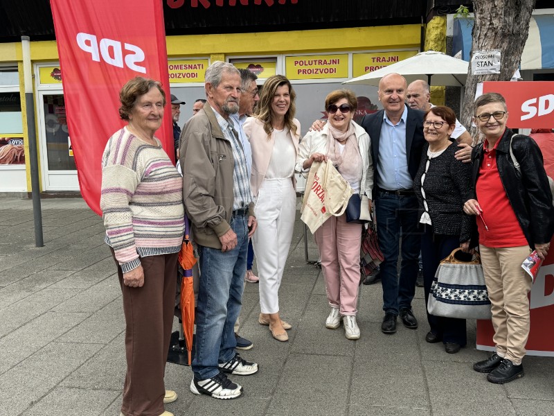 Kandidati s liste za EU parlament Borzan i Matić u Slavonskom Brodu