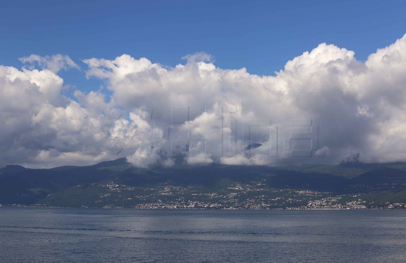 Rijeka: Oblaci nad Kvarnerom