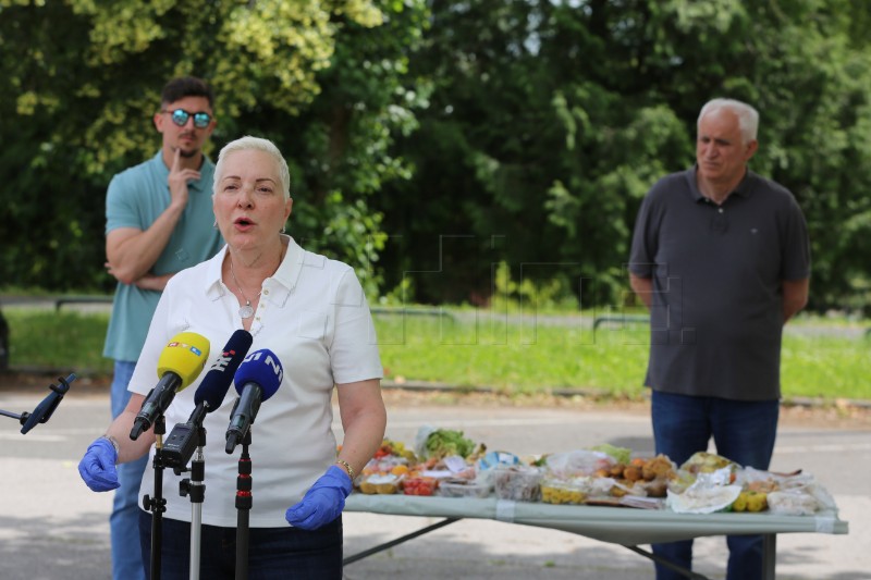 Izvanredna konferencija za medije o sigurnosti hrane