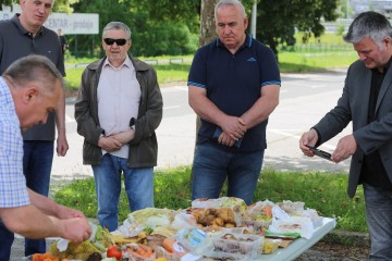 Izvanredna konferencija za medije o sigurnosti hrane