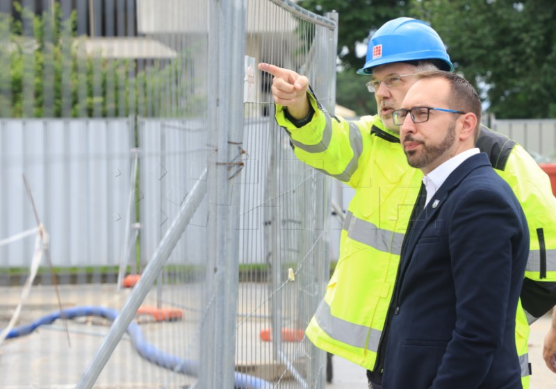 Gradonačelnik Tomašević obišao radove na Paromlinu