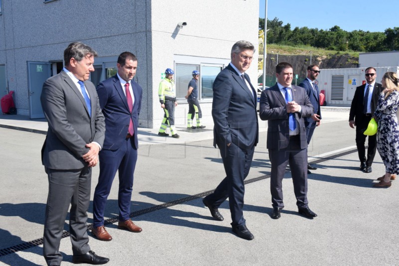 Plenković obišao LNG terminal na Krku