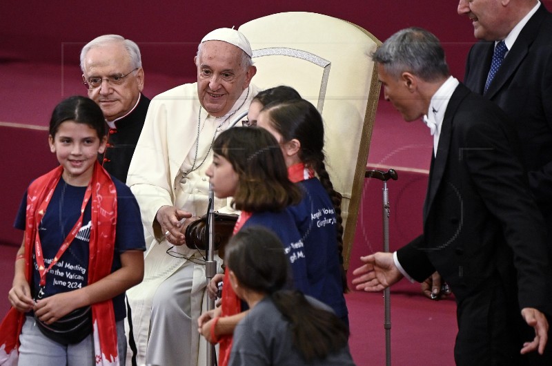 VATICAN POPE CHOIR MEETING 