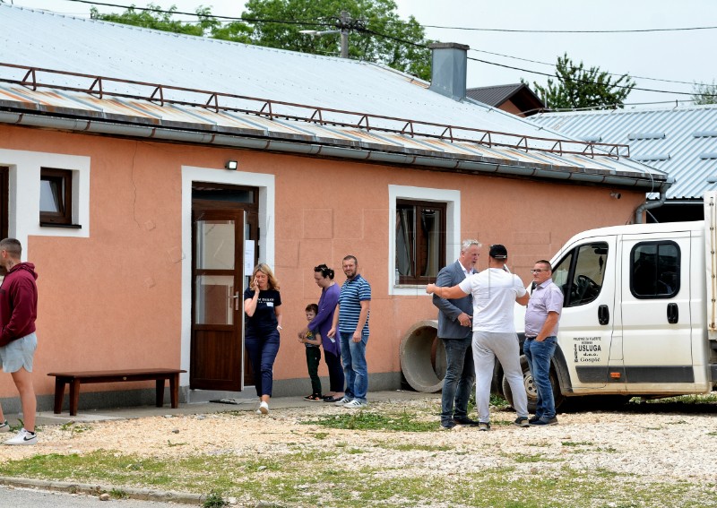 Izbori za EU parlament i izvanredni izbori za gradonačelnika u Gospiću