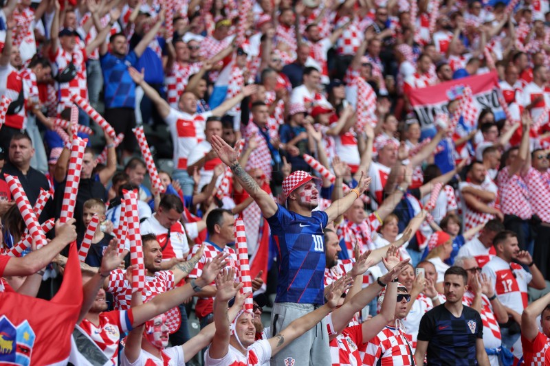 Atmosfera na stadionu uoči utakmice Španjolska - Hrvatska