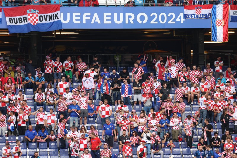 EURO2024: Atmosfera na stadionu prije početka utakmice Hrvatska - Albanija