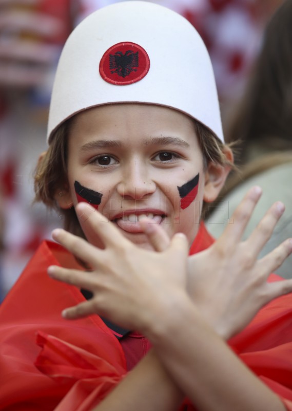 EURO2024: Atmosfera na stadionu prije početka utakmice Hrvatska - Albanija