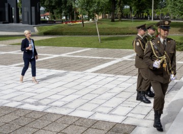 Položeni vijenci povodom Dana antifašističke borbe