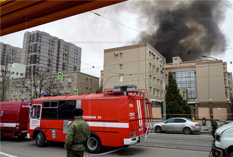 Dva mrtva u požaru u istraživačkom institutu blizu Moskve, ljudi zarobljeni unutra