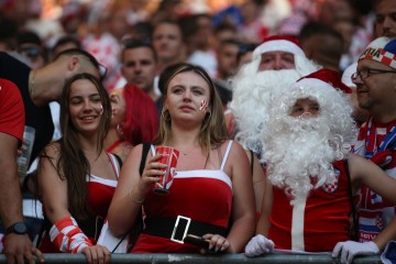 EURO2024: Atmosfera na stadionu prije početka utakmice Hrvatska - Italija