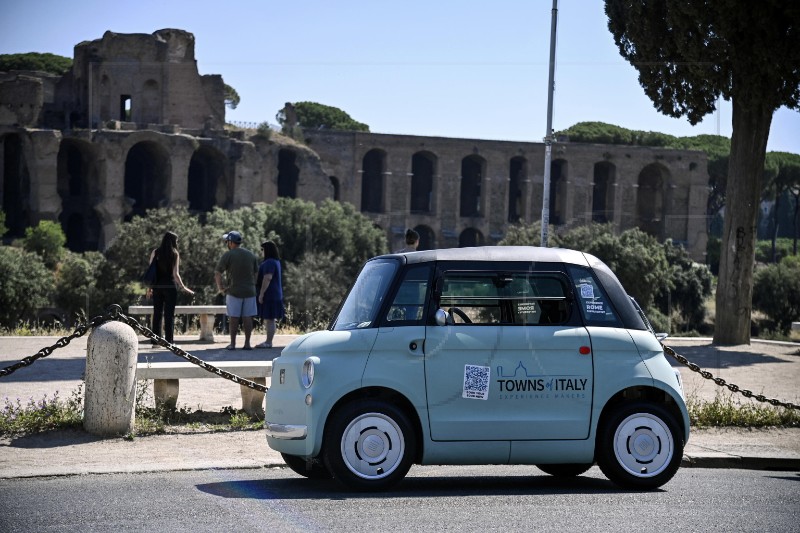 ITALY TRANSPORT FIAT TOPOLINO