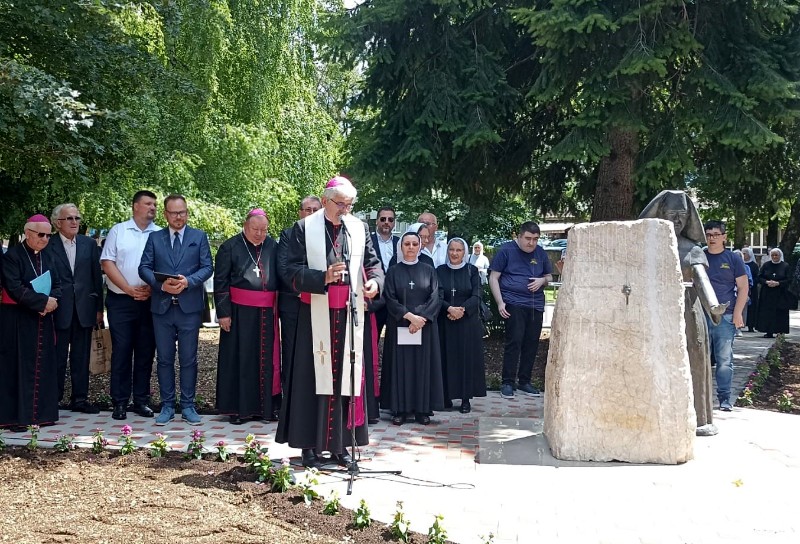 U Livnu otkriven spomenik časnoj sestri koja je spasila više od 300 Židova